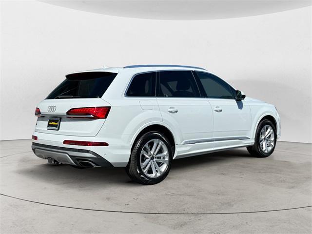 used 2025 Audi Q7 car, priced at $65,995