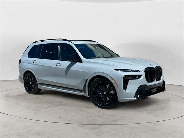 new 2026 BMW X7 car, priced at $121,005