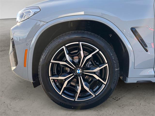 new 2025 BMW X4 car, priced at $64,195