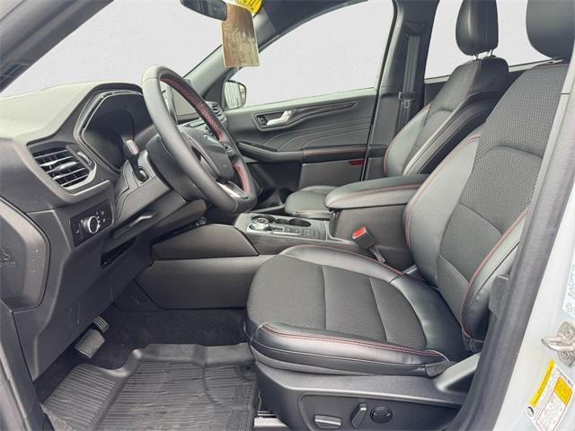 used 2025 Ford Escape car, priced at $29,995