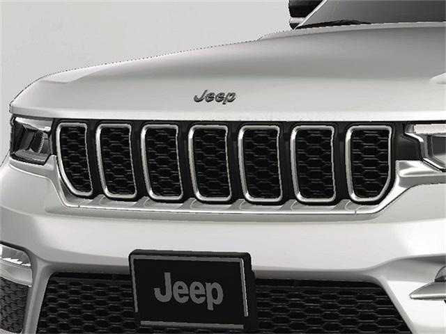 new 2025 Jeep Grand Cherokee car, priced at $49,215