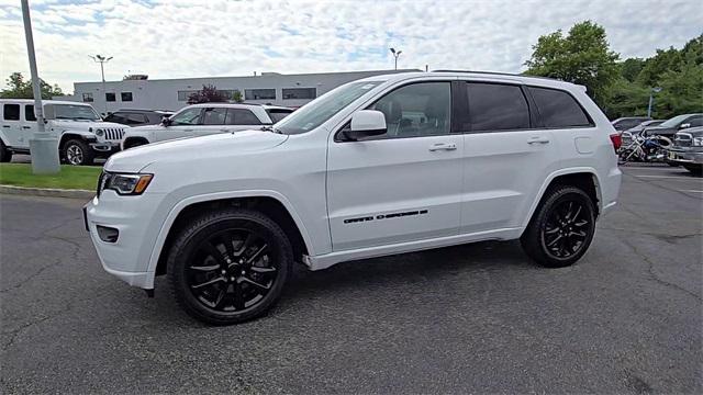used 2022 Jeep Grand Cherokee car, priced at $28,500