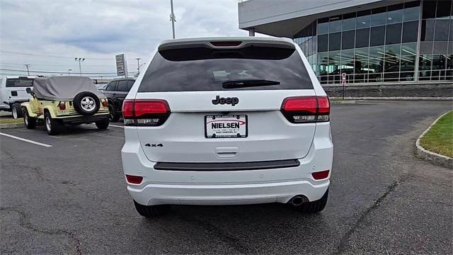 used 2022 Jeep Grand Cherokee car, priced at $28,500