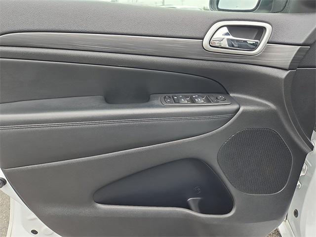 used 2022 Jeep Grand Cherokee car, priced at $28,500