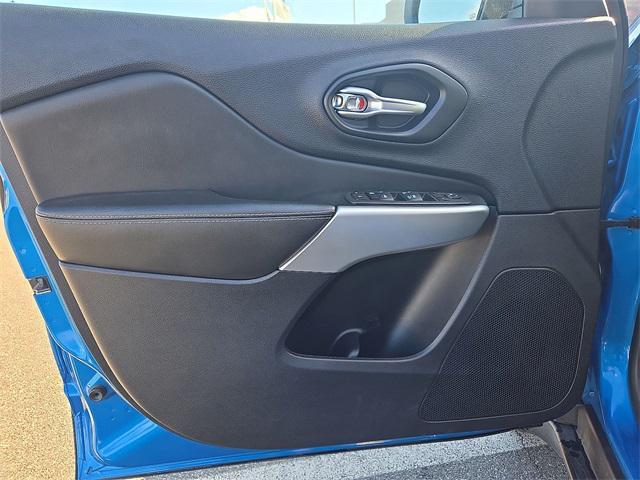 used 2022 Jeep Cherokee car, priced at $24,923