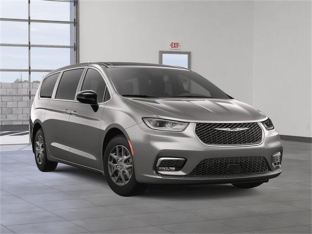 new 2025 Chrysler Pacifica car, priced at $46,220