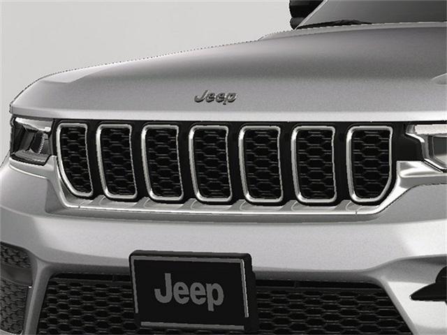 new 2025 Jeep Grand Cherokee car, priced at $44,395