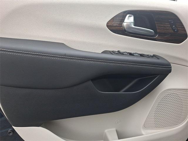 used 2024 Chrysler Pacifica car, priced at $46,500