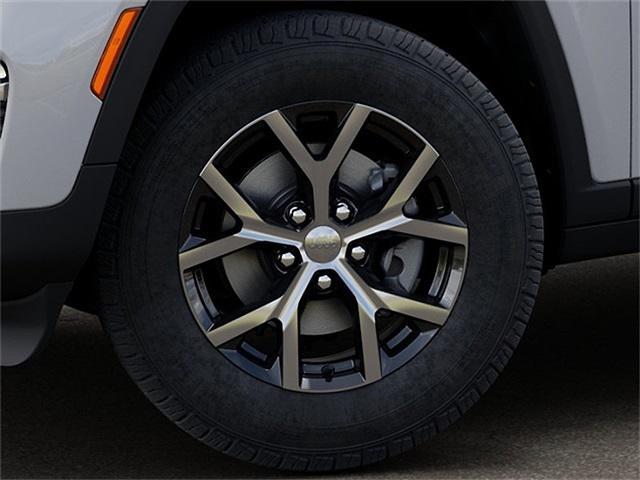 new 2025 Jeep Grand Cherokee car, priced at $46,900