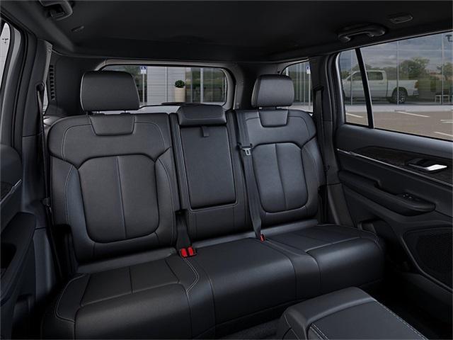 new 2025 Jeep Grand Cherokee car, priced at $46,900