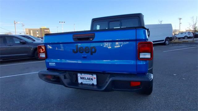 used 2022 Jeep Gladiator car, priced at $34,100