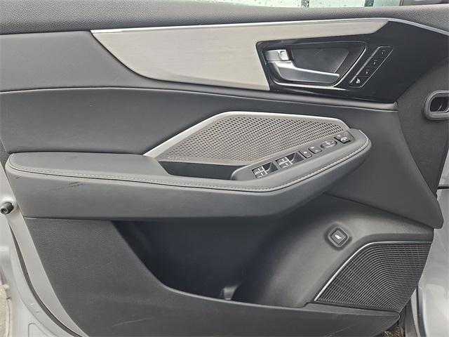 used 2023 Acura MDX car, priced at $40,497