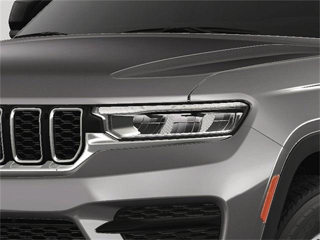 new 2025 Jeep Grand Cherokee car, priced at $43,645