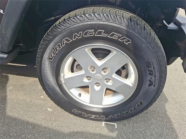 used 2014 Jeep Wrangler Unlimited car, priced at $13,900