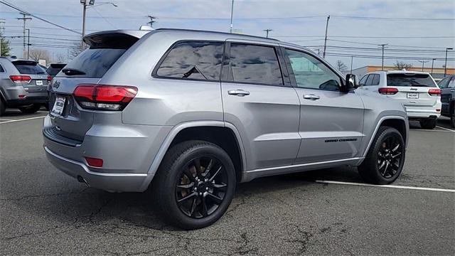 used 2021 Jeep Grand Cherokee car, priced at $25,587