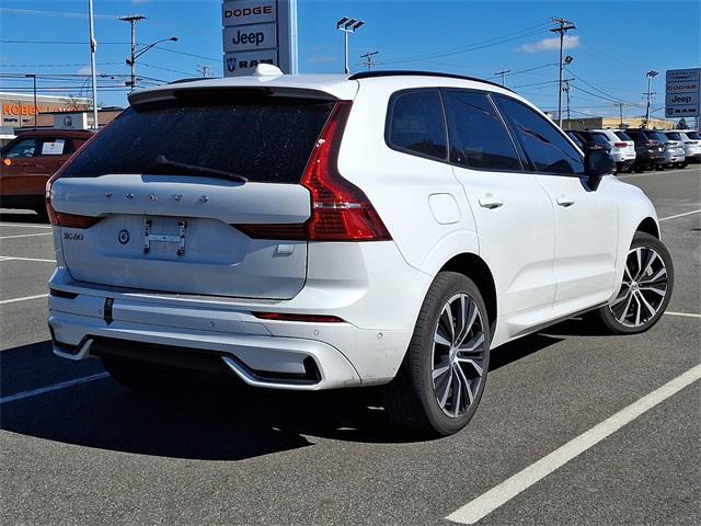 used 2023 Volvo XC60 Recharge Plug-In Hybrid car, priced at $36,500