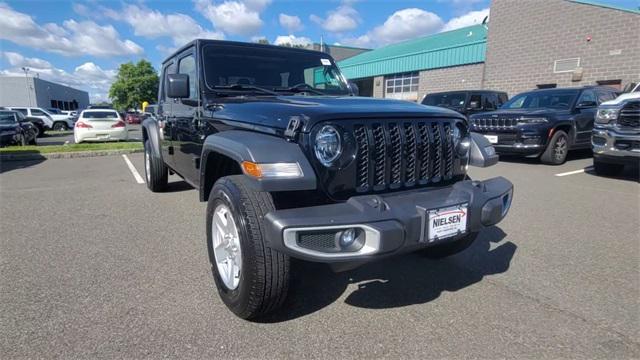 used 2023 Jeep Gladiator car, priced at $34,902
