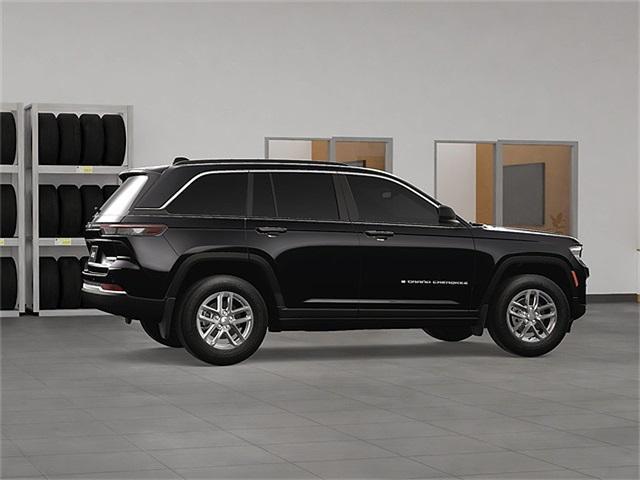 new 2025 Jeep Grand Cherokee car, priced at $44,595
