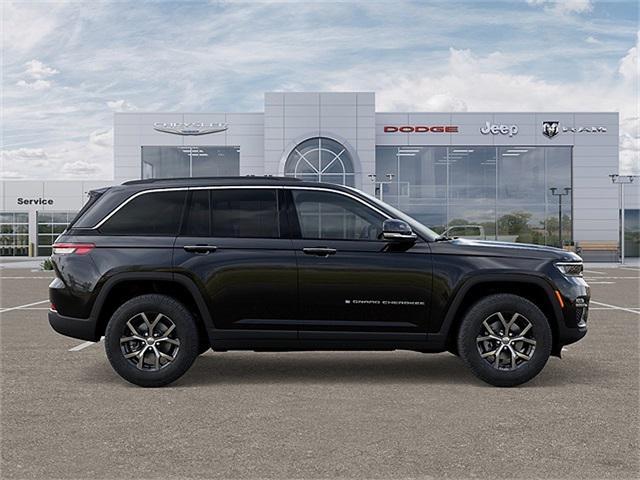 new 2025 Jeep Grand Cherokee car, priced at $50,010