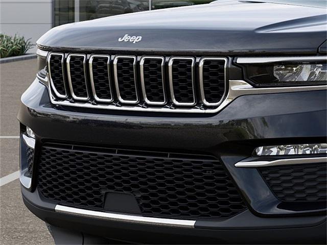 new 2025 Jeep Grand Cherokee car, priced at $50,010