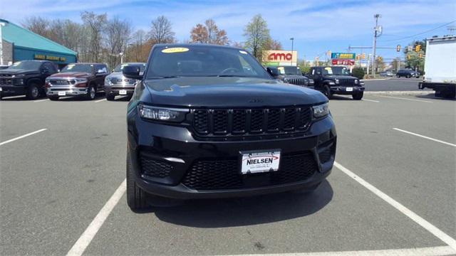 used 2023 Jeep Grand Cherokee car, priced at $36,282