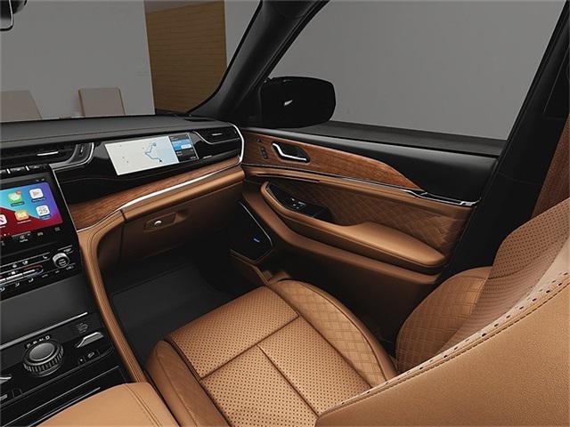 new 2025 Jeep Grand Cherokee car, priced at $70,945