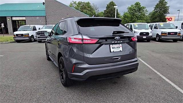 used 2022 Ford Edge car, priced at $25,700
