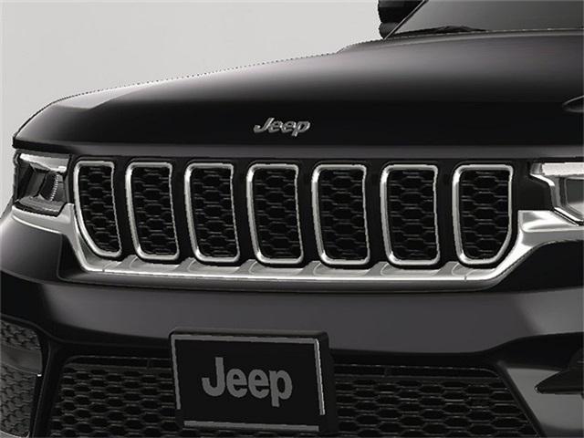 new 2025 Jeep Grand Cherokee car, priced at $45,645