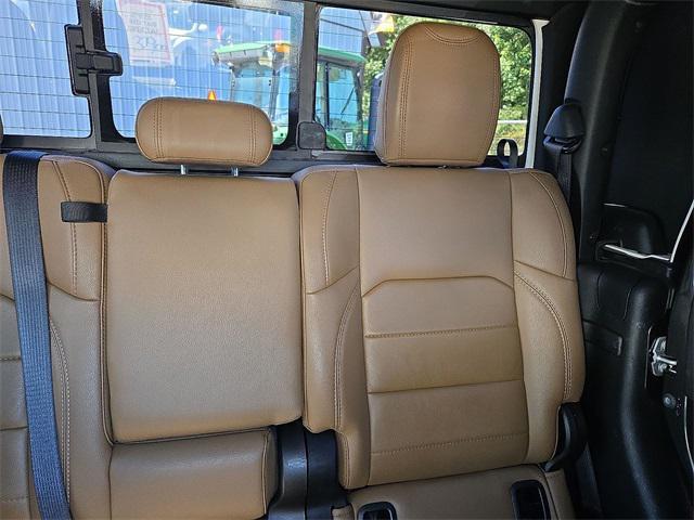 used 2021 Jeep Gladiator car, priced at $32,400