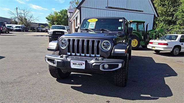 used 2021 Jeep Gladiator car, priced at $32,400
