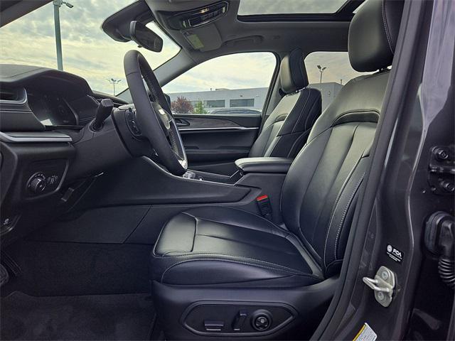 used 2023 Jeep Grand Cherokee car, priced at $37,432