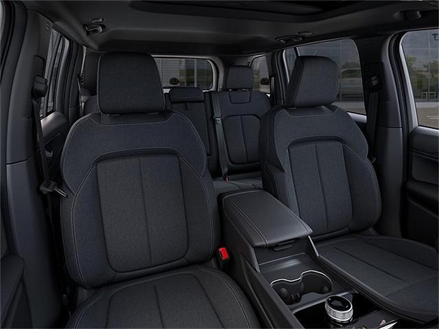 new 2025 Jeep Grand Cherokee car, priced at $43,575