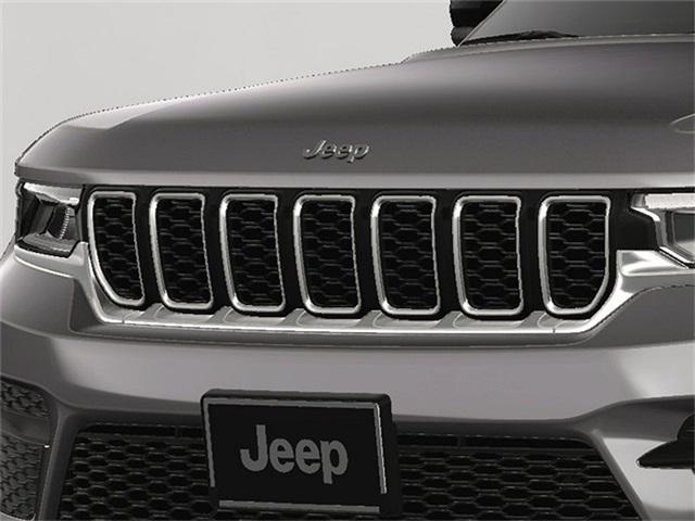 new 2025 Jeep Grand Cherokee car, priced at $43,645