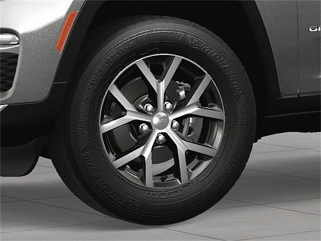 new 2025 Jeep Grand Cherokee car, priced at $47,495