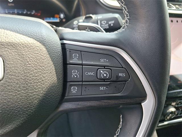 used 2022 Jeep Grand Cherokee car, priced at $33,900