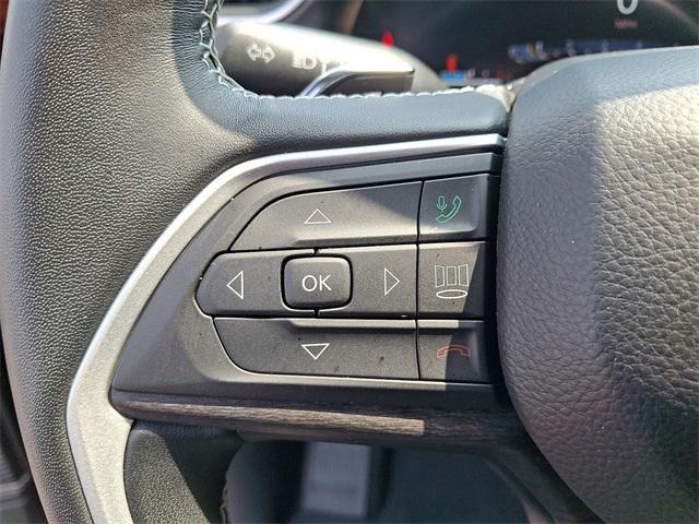 used 2022 Jeep Grand Cherokee car, priced at $33,900