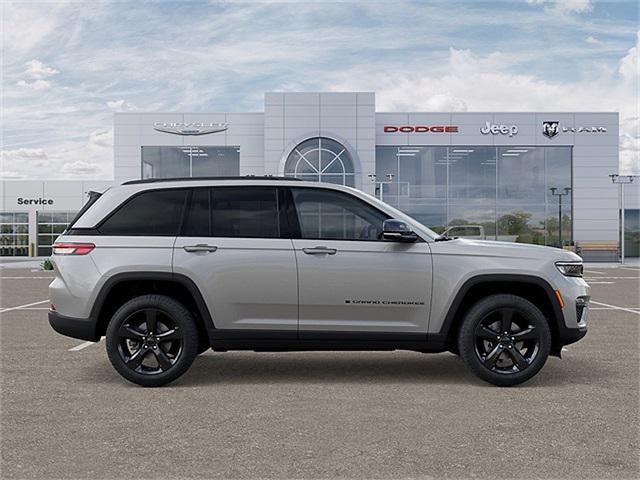 new 2025 Jeep Grand Cherokee car, priced at $52,735