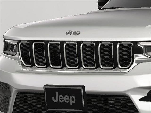 new 2025 Jeep Grand Cherokee car, priced at $43,800