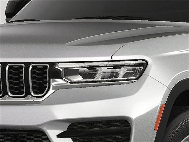 new 2025 Jeep Grand Cherokee car, priced at $44,595