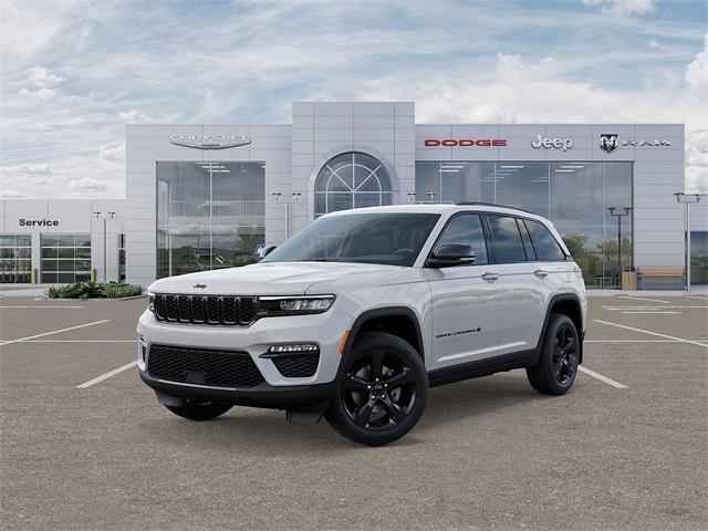 new 2025 Jeep Grand Cherokee car, priced at $50,050