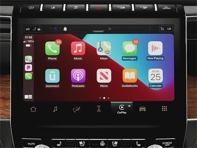 new 2025 Jeep Grand Cherokee car, priced at $67,655