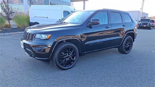 used 2019 Jeep Grand Cherokee car, priced at $22,900