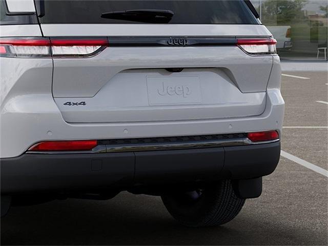 new 2025 Jeep Grand Cherokee car, priced at $46,560