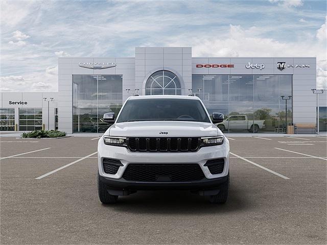new 2025 Jeep Grand Cherokee car, priced at $46,560
