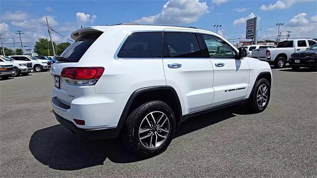used 2022 Jeep Grand Cherokee car, priced at $29,900