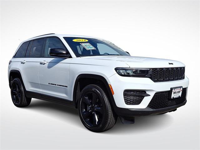 used 2024 Jeep Grand Cherokee car, priced at $39,900