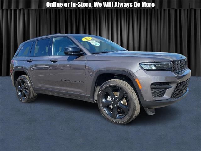 used 2024 Jeep Grand Cherokee car, priced at $41,400