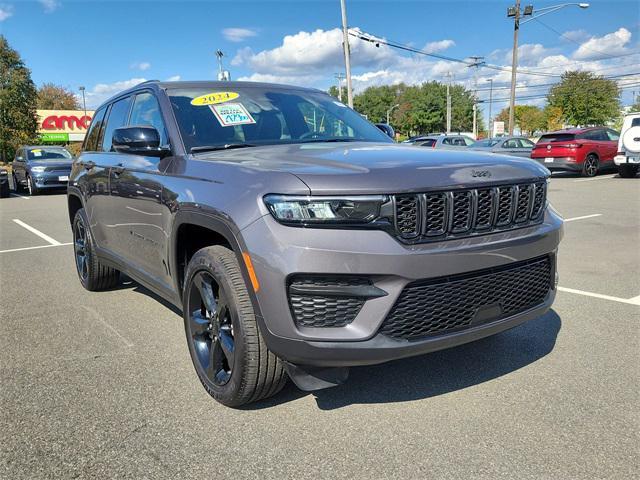 used 2024 Jeep Grand Cherokee car, priced at $41,400