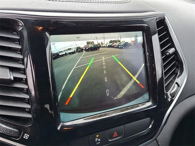 used 2019 Jeep Cherokee car, priced at $17,739