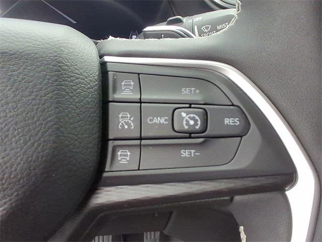 used 2024 Jeep Grand Cherokee car, priced at $37,895